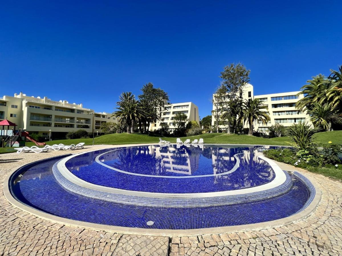 Alvor Paradise With Pool By Homing Bagian luar foto