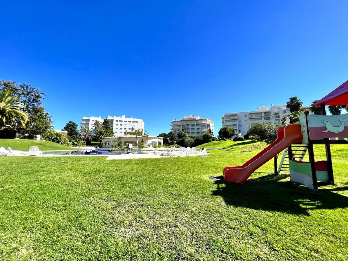 Alvor Paradise With Pool By Homing Bagian luar foto